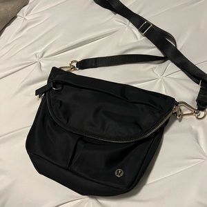 Lululemon All Night Festival Bag-zip top